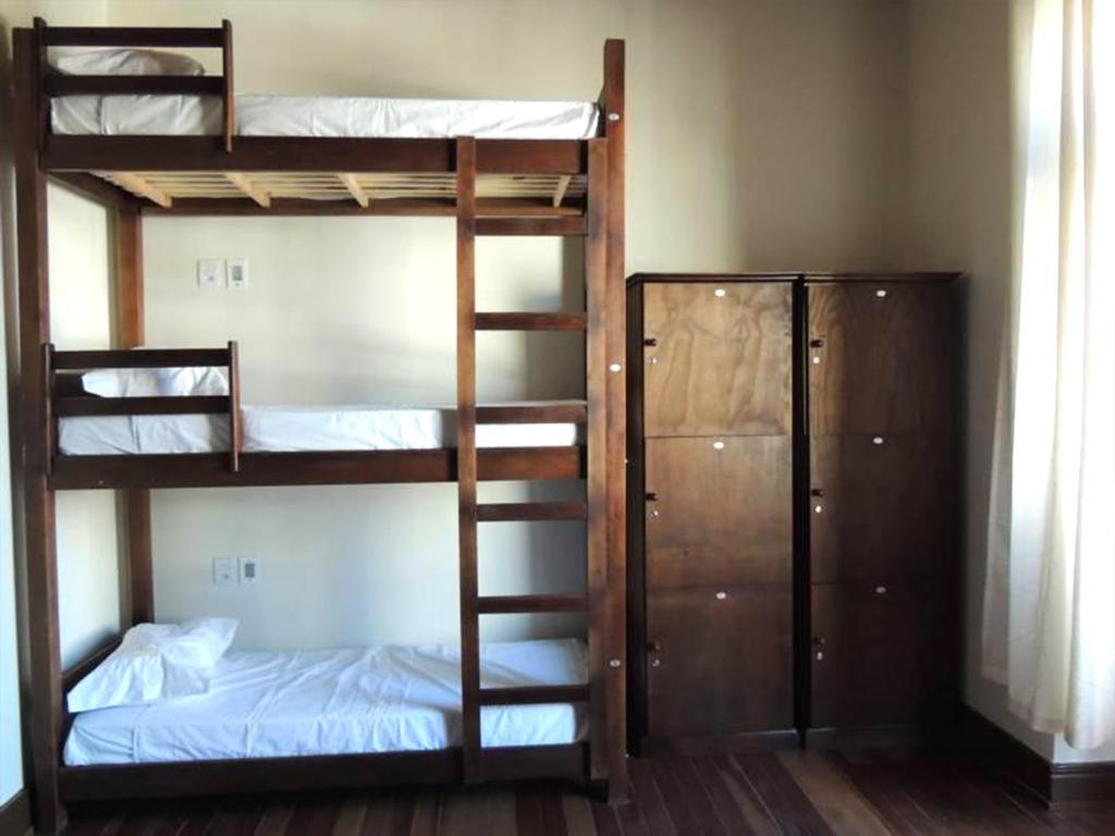Curitiba Hostel Bagian luar foto