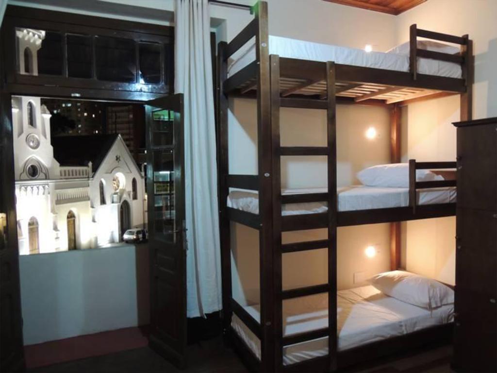 Curitiba Hostel Bagian luar foto