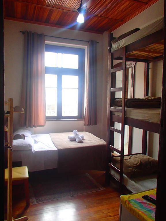 Curitiba Hostel Bagian luar foto
